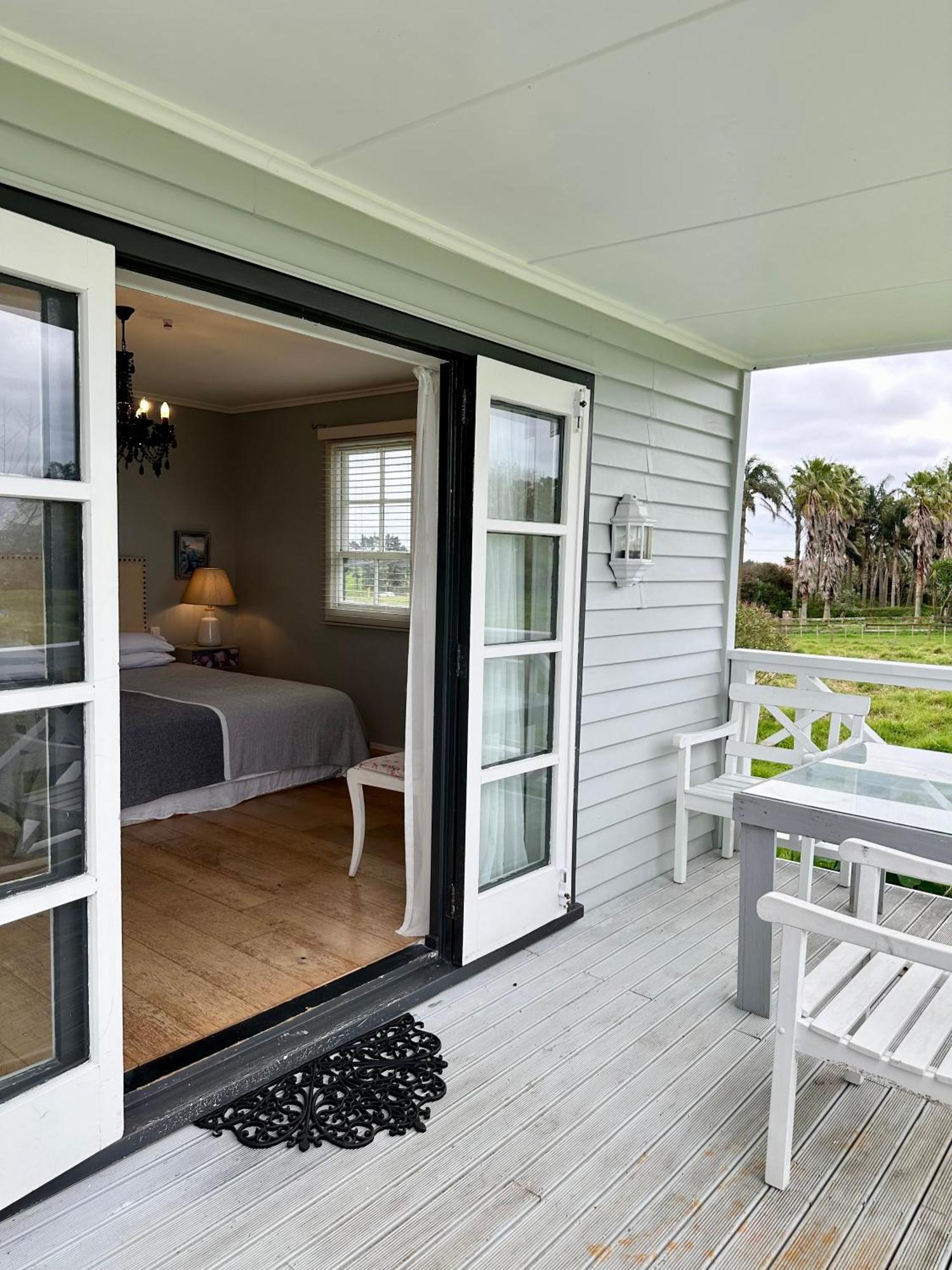 Bycroft Lodge Karaka Eksteriør bilde